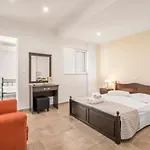 费尔吉纳星级酒店 尼基亚娜