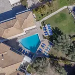 费尔吉纳星级酒店 尼基亚娜